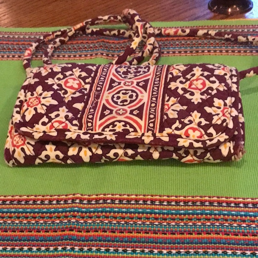 Vera Bradley crossbody purse trifold paisley burgundy design